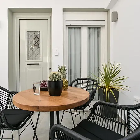 Mythos Luxury * Naxos City